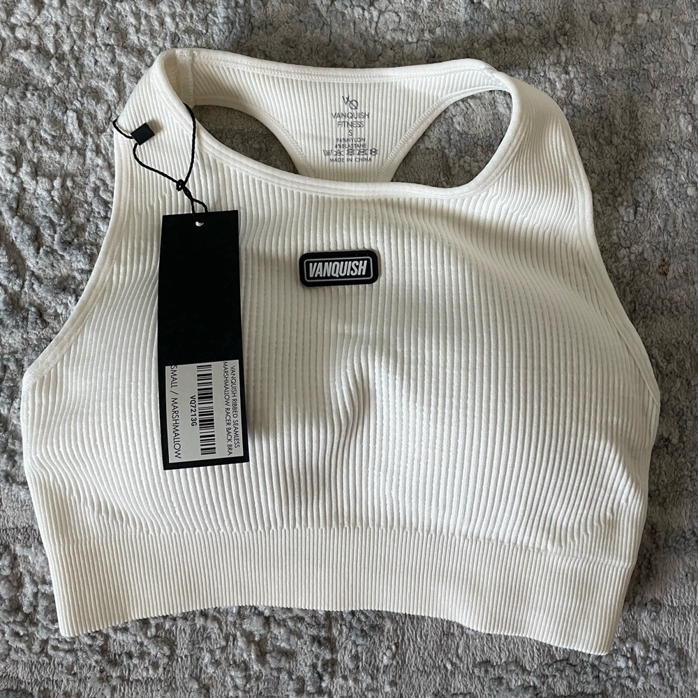 VANQUISH RIBBED SEAMLESS MARSHMALLOW RACER BACK BRA